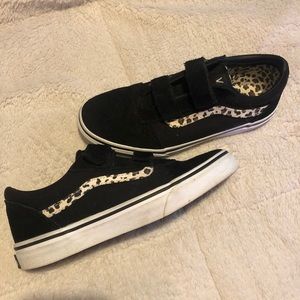Vans size 3.5 kids/men 6 woman’s